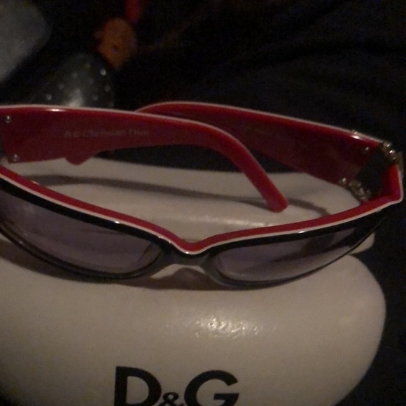 Dolce & Gabbana  black & red sheild sunglasses with crystal detail and case - Picture 5 of 11
